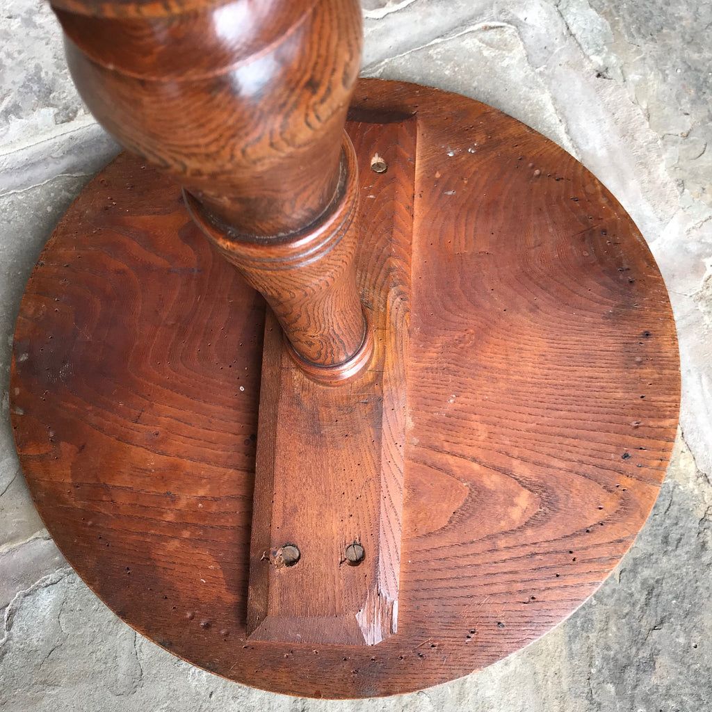 Early 19th Century Elm Pedestal Table