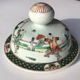 Late 18th/Early 19th Century Chinese Vase with Bud Finial - Lid Detail- 5