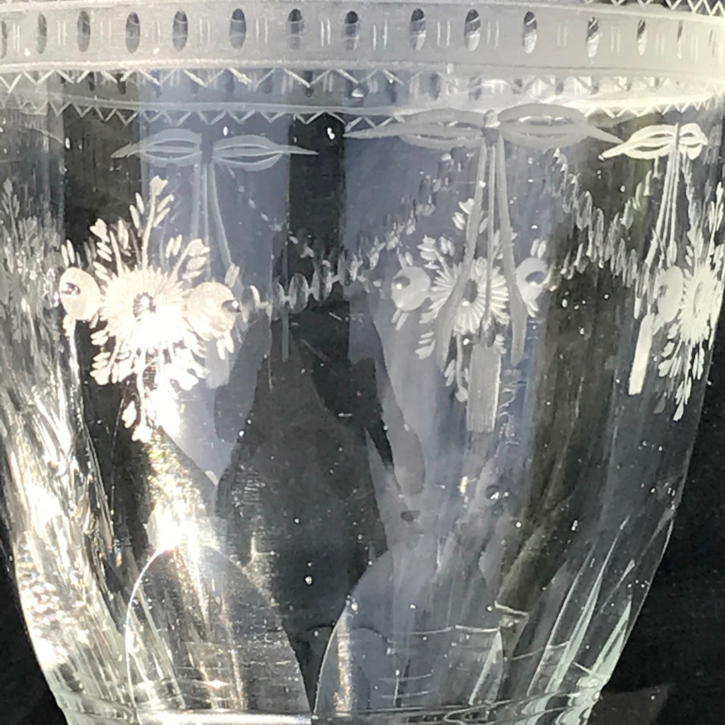 Pair of 19th Century Glass Urns - Glass Etching Detail - 3