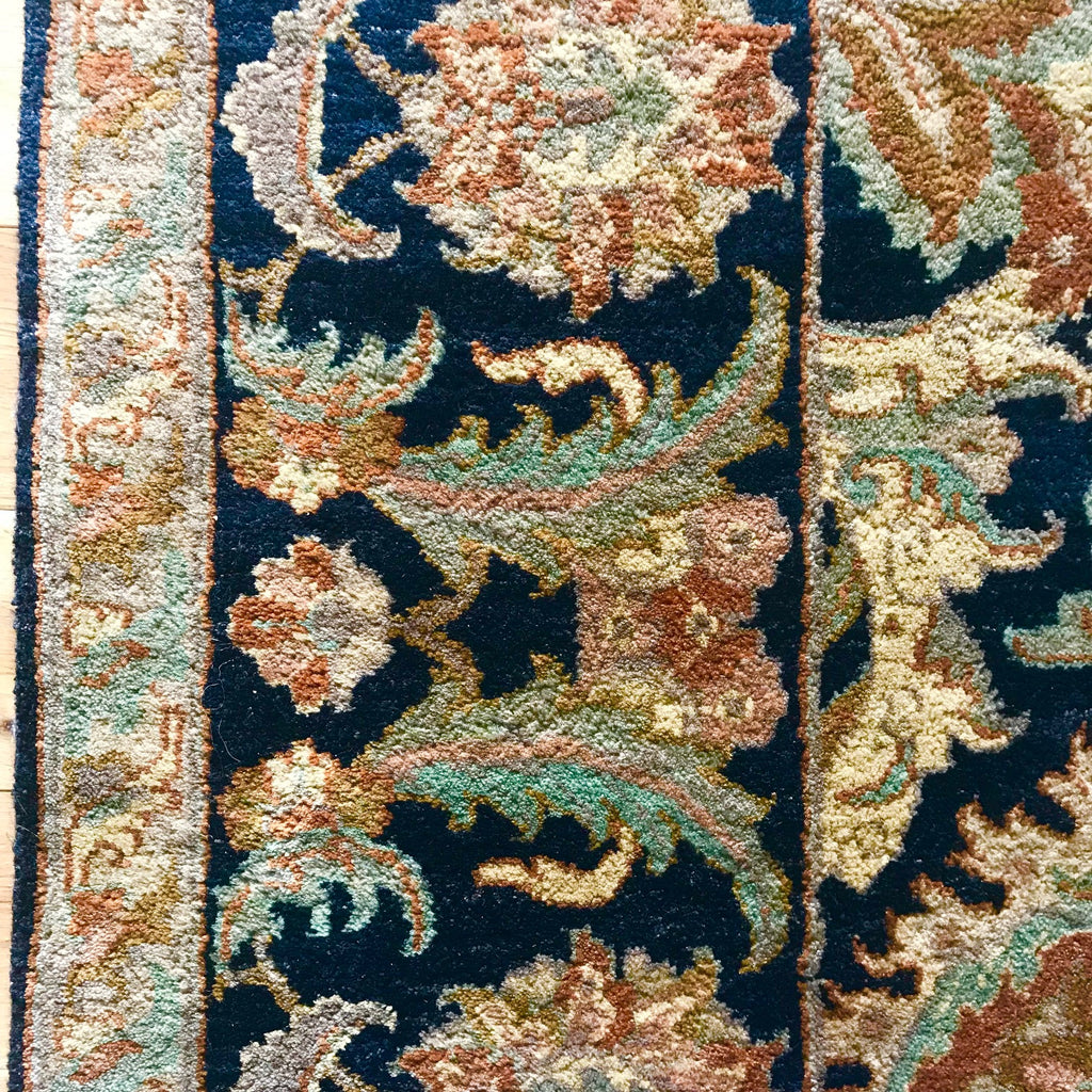 Stunning Jaipur Wool Rug - Detail View - 4