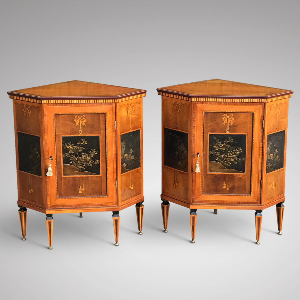 Pair of 19th Century Exhibition Quality Corner Cabinets - Main View - 1