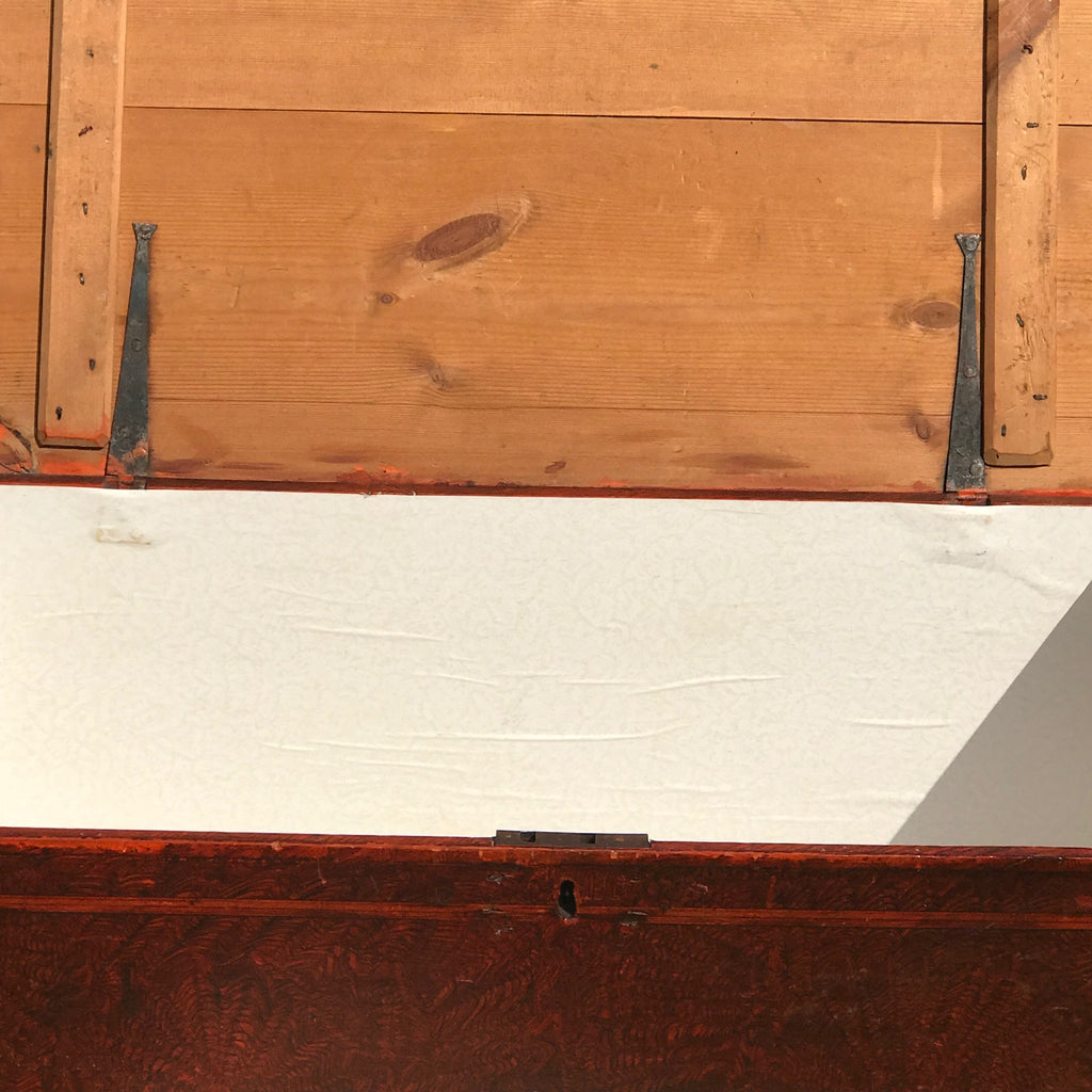 Victorian Red Scumble Painted Blanket Box - Inside View - 7