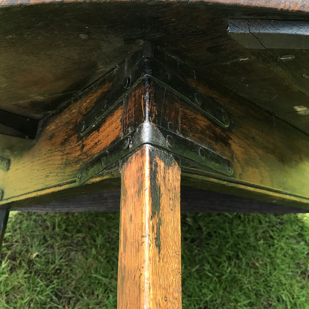 19th Century Oak Cricket Table - Detail View - 5