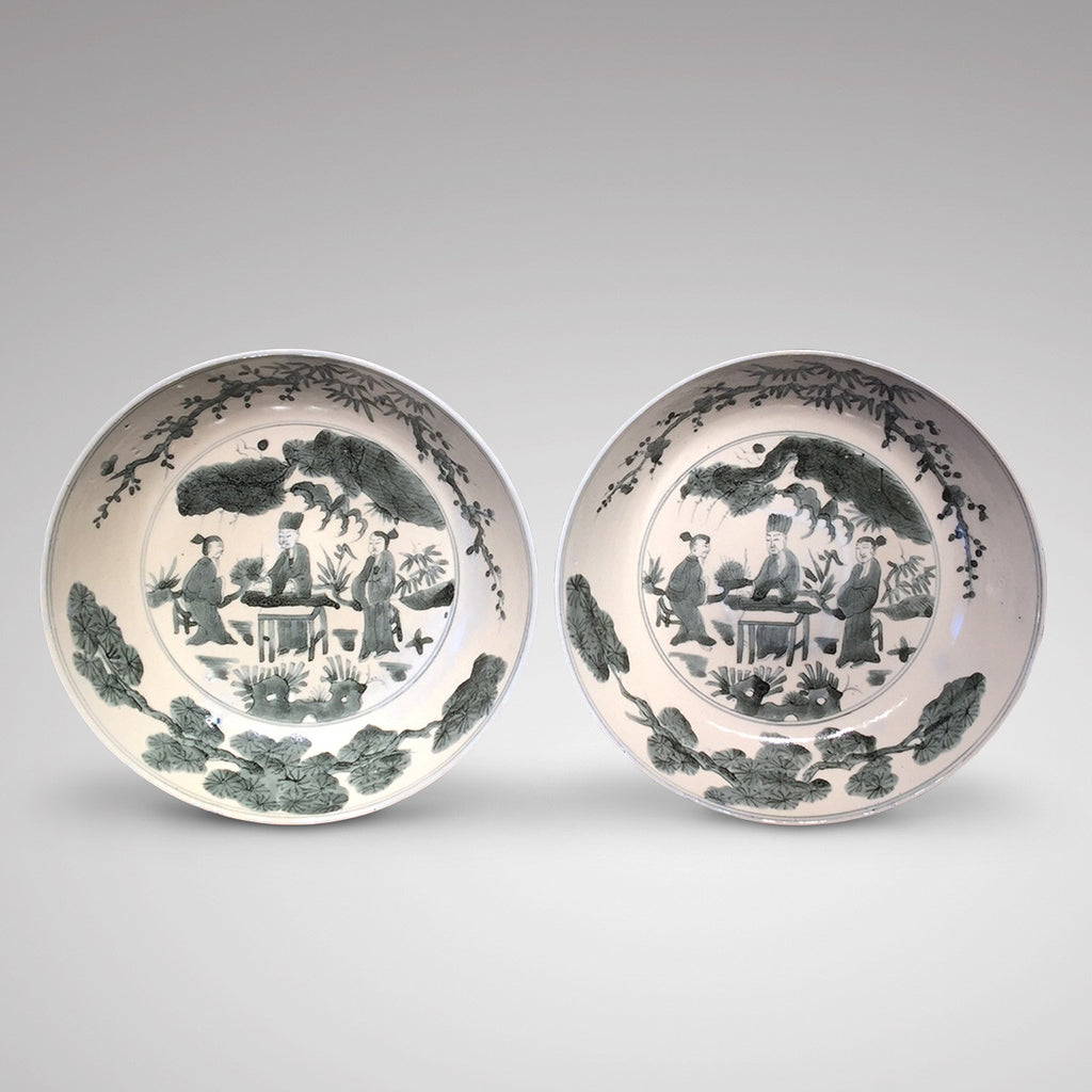 Pair of 18th Century Chinese Swatow Dishes - Front View -2